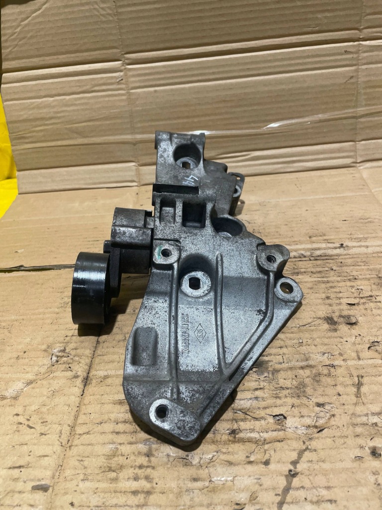 Купити Renault scenic 2 - кронштейн/ кронштейн генератора