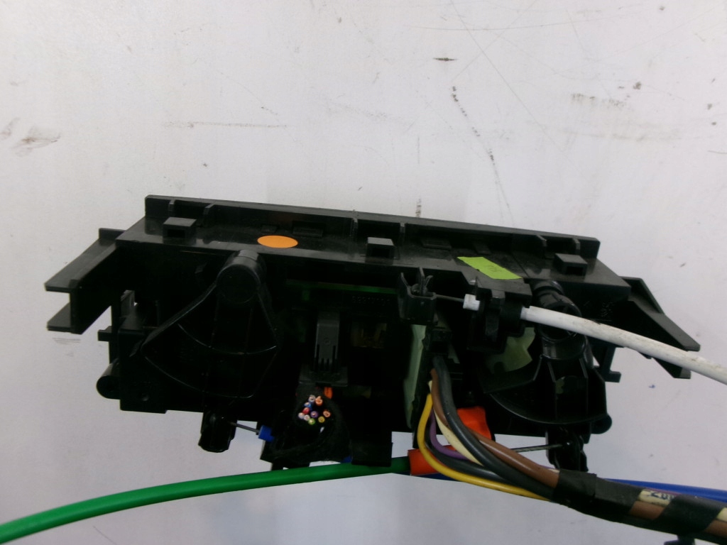 фото №11, Peugeot 207 1.4 06-09 обігрівач повітродувка панель 96497834xt