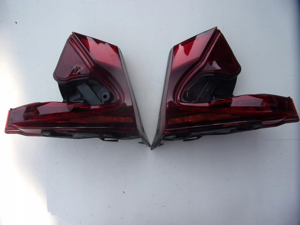 фото №7, Toyota chr ch-r lift лампа задняя