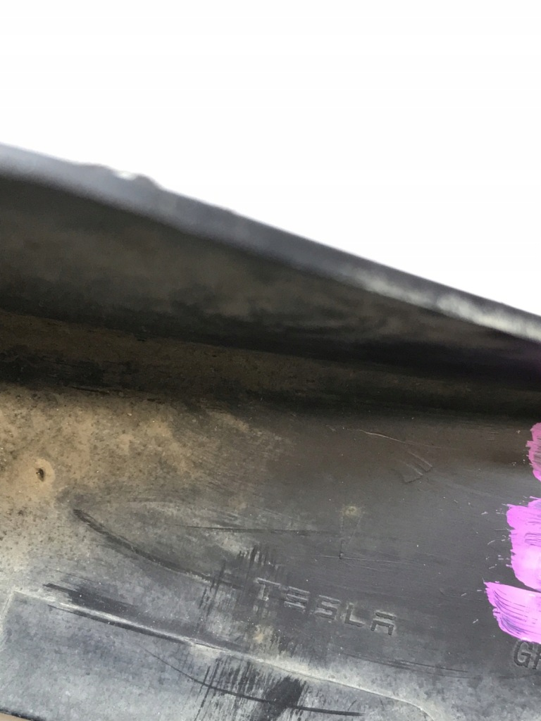 Решітка бампера перед tesla model 3 1085927-00-c Ціна