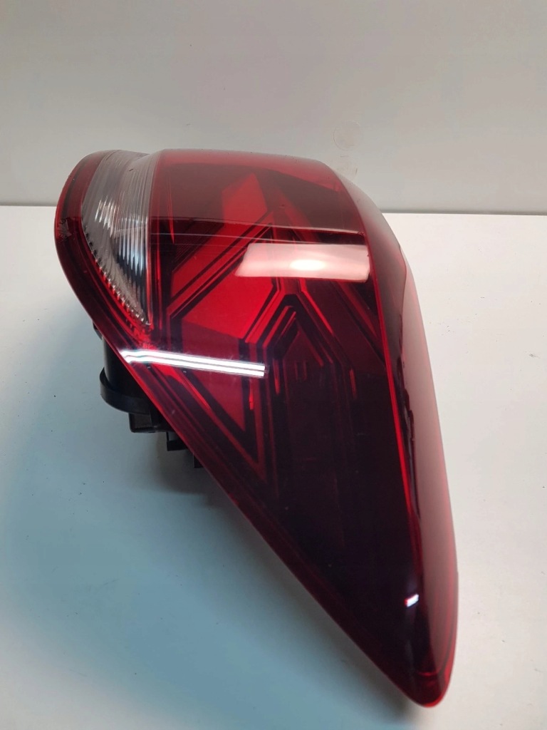 фото №3, Dacia logan iii лампа правая задняя 265509404r