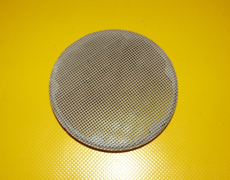 Купить Решётка накладка динамика правый перед mercedes s-klasa w140 коричневая