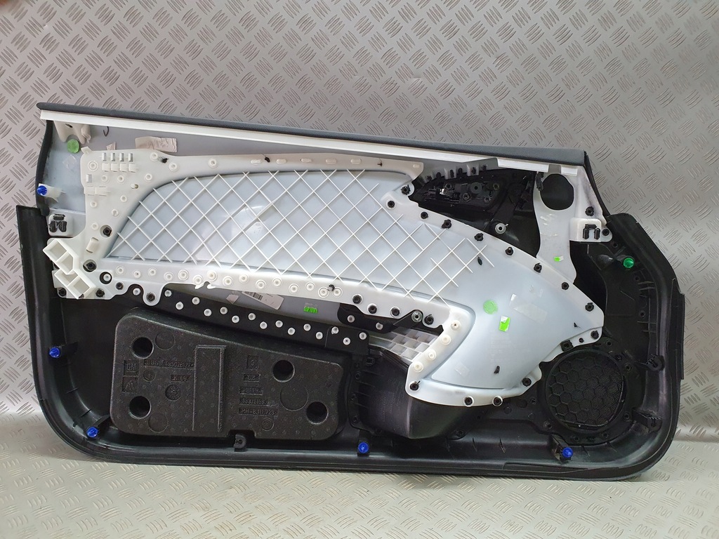 фото №5, Обшивка дверь правый opel cascada europa