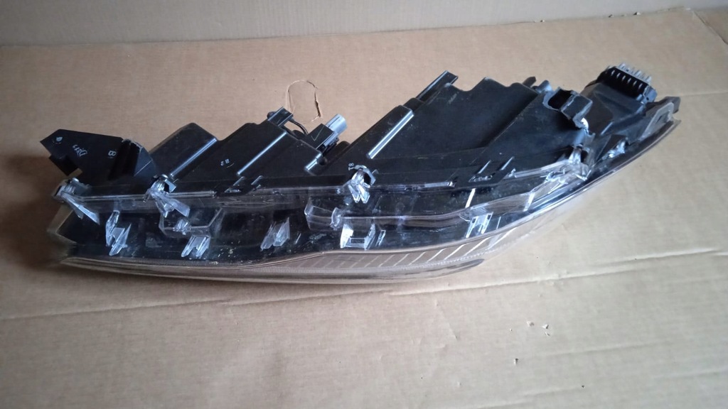 фото №13, Фара лампа правый перед toyota corolla cross 22-