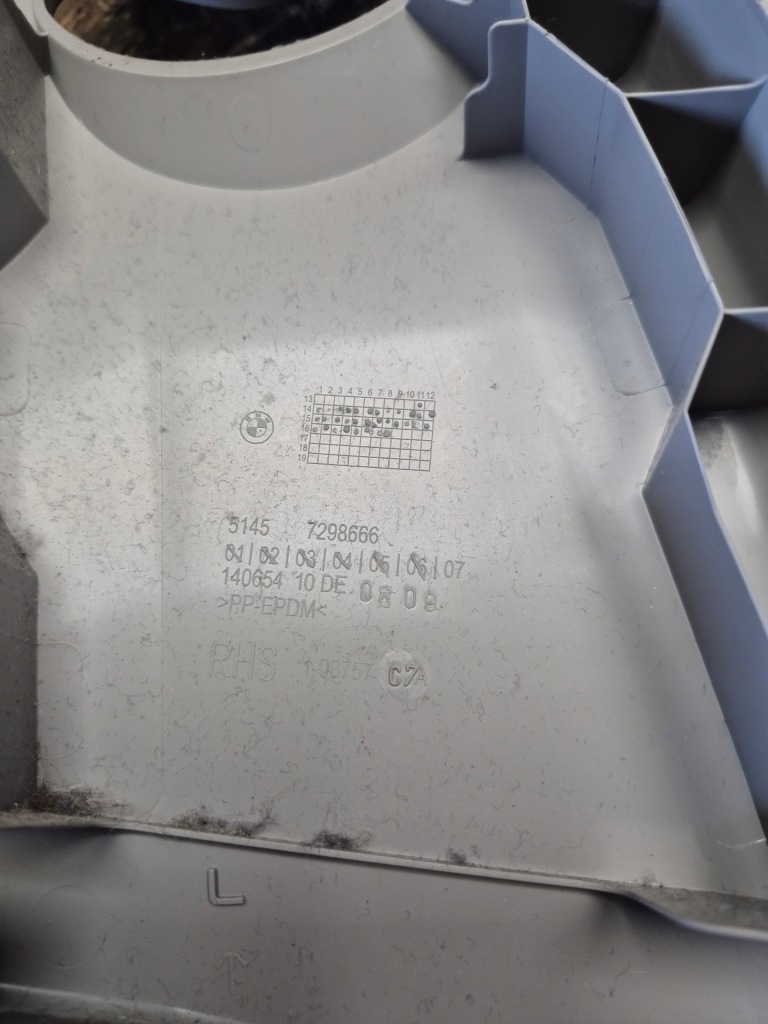 Bmw f45 стеля лампа стійку  сонцезахисний козирок тримач  181597 7363523 7298665 Недорого