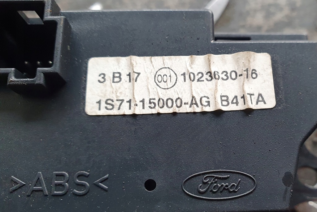 фото №3, Годинник ford mondeo mk3