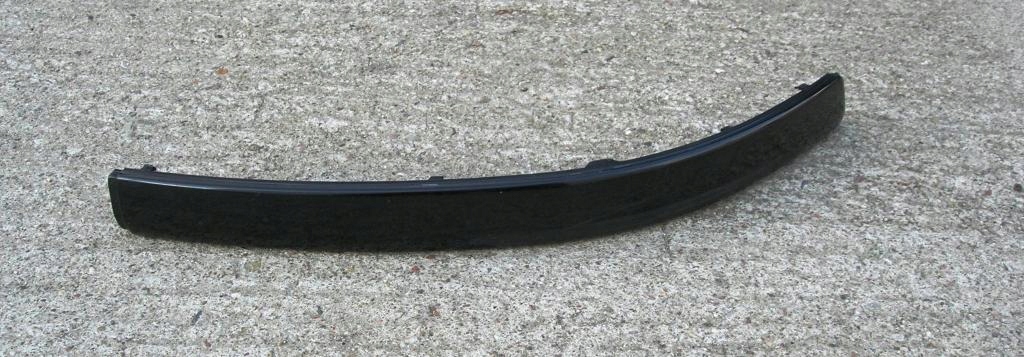 фото №1, Молдинг бампера накладка правий перед vw passat b5+