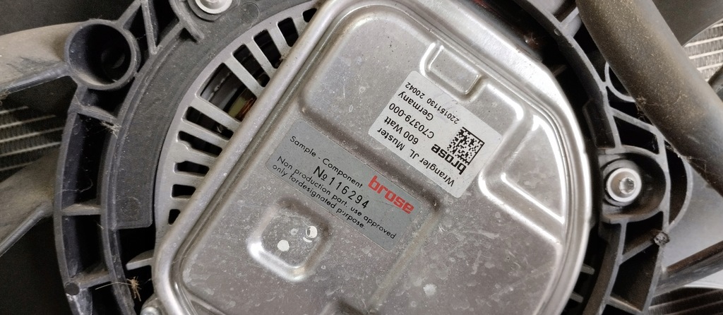 фото №8, Радіатор комплект радіатор вентилятор wrangler jl 2.2 d