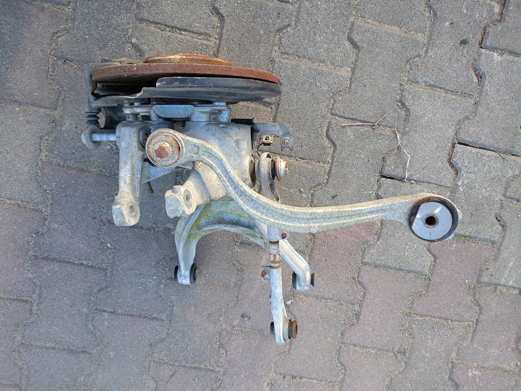 фото №1, Mcperoson поворотный кулак правый задняя citroen ds7 17-23r se