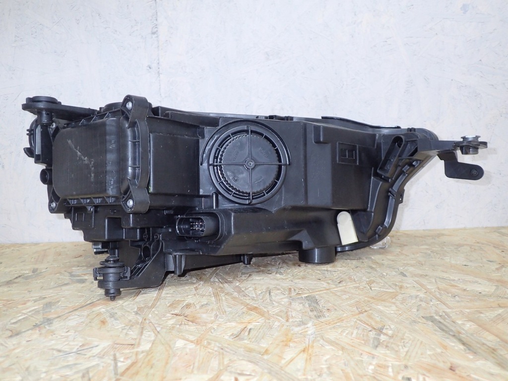 фото №4, Лампа левая левый full led vw t roc a11 2ga941035p