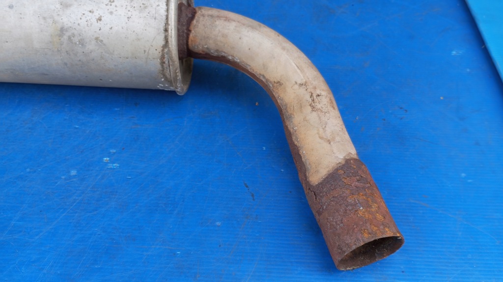 209191 volkswagen golf iv 4 2.3 гаситель средний e1036347 Киев