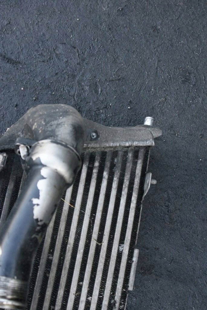 фото №6, Audi a8 d3 4.0 tdi интеркулер правый 4e0145806a