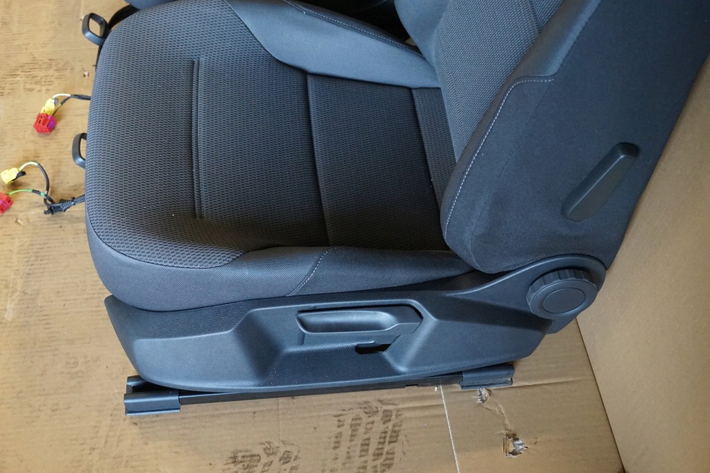 фото №7, Сиденья заднее сиденье vw golf vii lift nowe