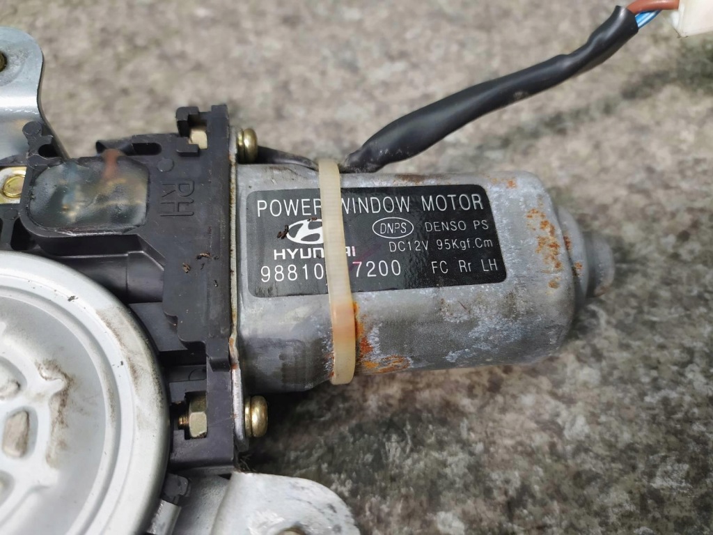 фото №2, Підйомник скло правий задня hyundai matrix i fl