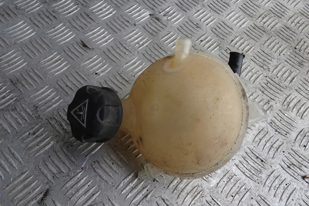 фото №1, Citroen c4 ii b7 бачок расширительный