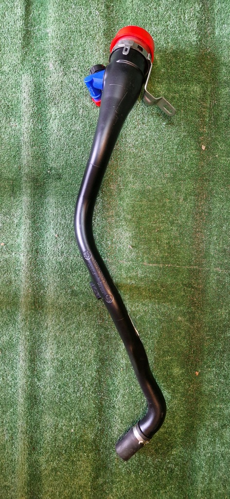 фото №1, Труба заливной топлива bmw x2 f39 16117482640 nowa