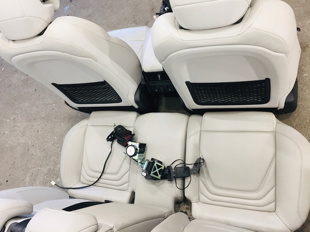 фото №9, Сидіння заднє сидіння світла шкіра обшивки citroen ds5