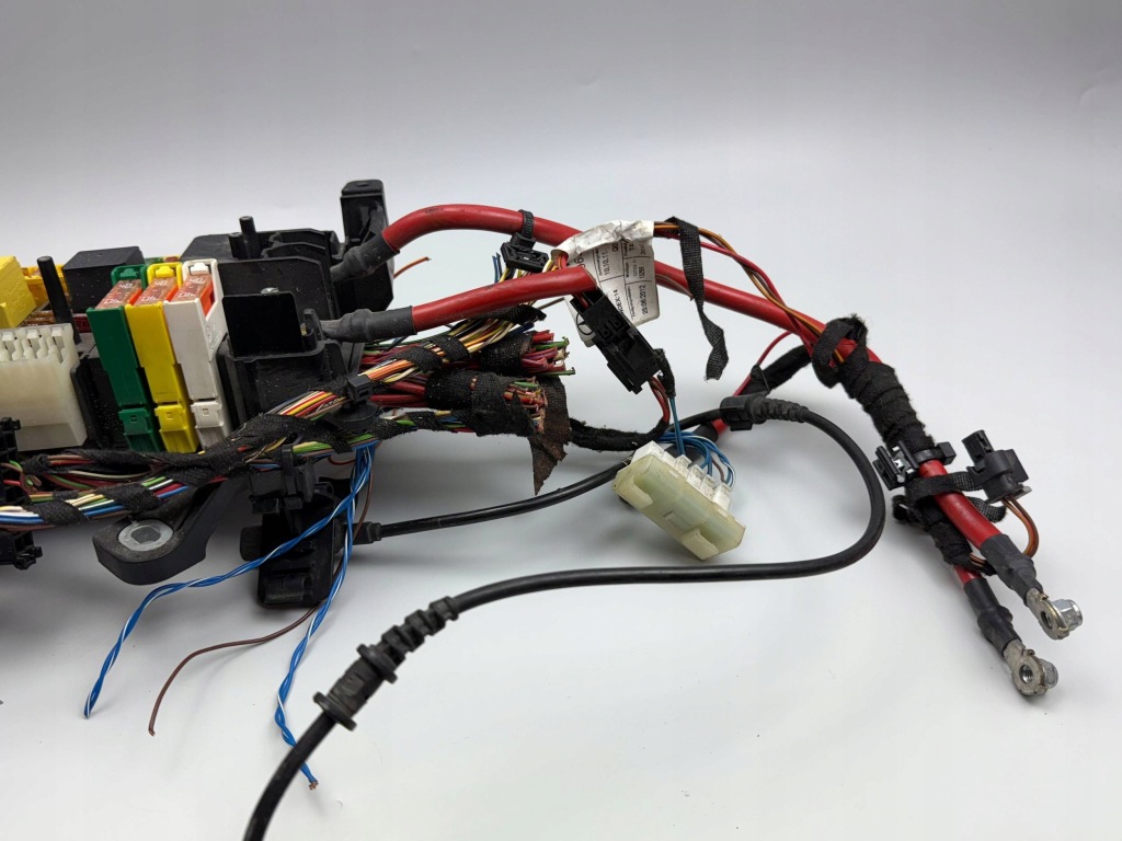 Mercedes-benz gla w156 2014 рамка / модуль запобіжників Недорого