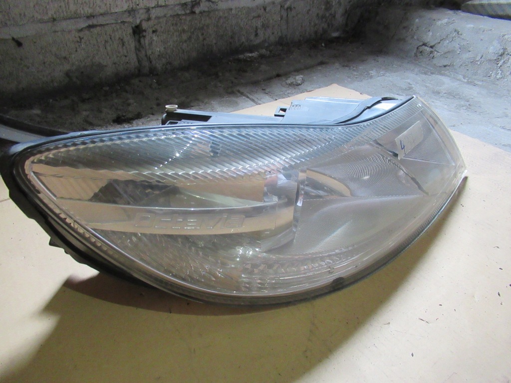 фото №2, Skoda octavia ii lift фара правый 1z1941018s