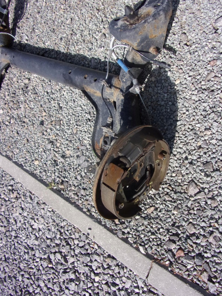 фото №3, Ford ecosport балка подвеска задняя задние !!