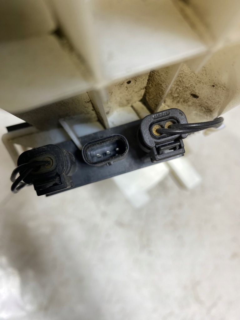 Bmw f45 блок керування smart open багажника комплект з шланги молдинг 7496165 Недорого