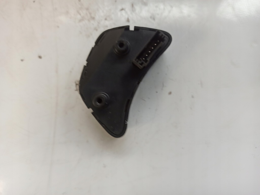 фото №8, Kia ceed i кнопка мультифункция руля