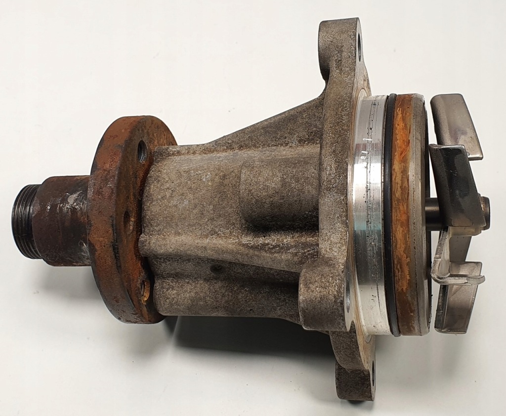 Купити Насос води range rover iii l322 3.6 6h4q-8501-dd