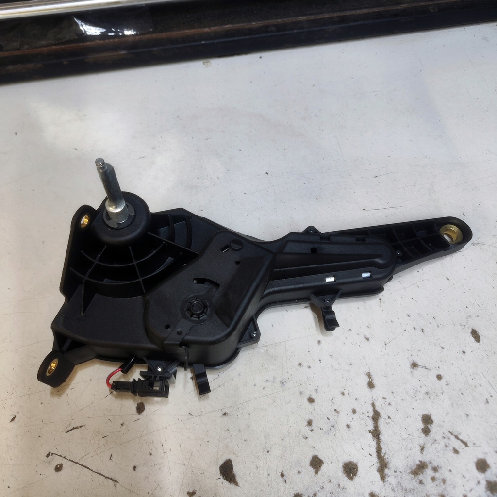 фото №1, Audi a5 8t lift моторчик дах 8f0825175b