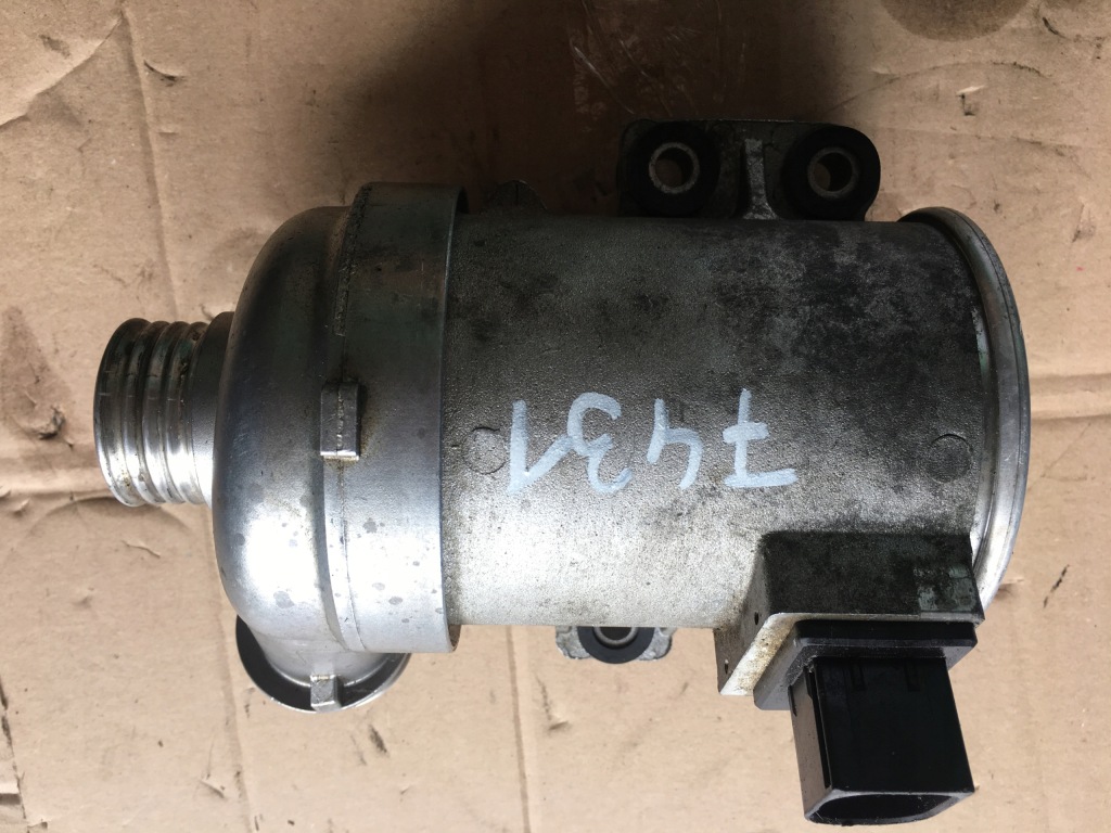 фото №1, Bmw f10 f20 f30 насос wody 8625097