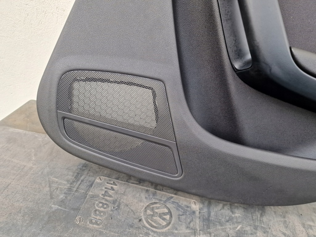 фото №6, Обшивка оббивка двері правий задня audi a4 b8