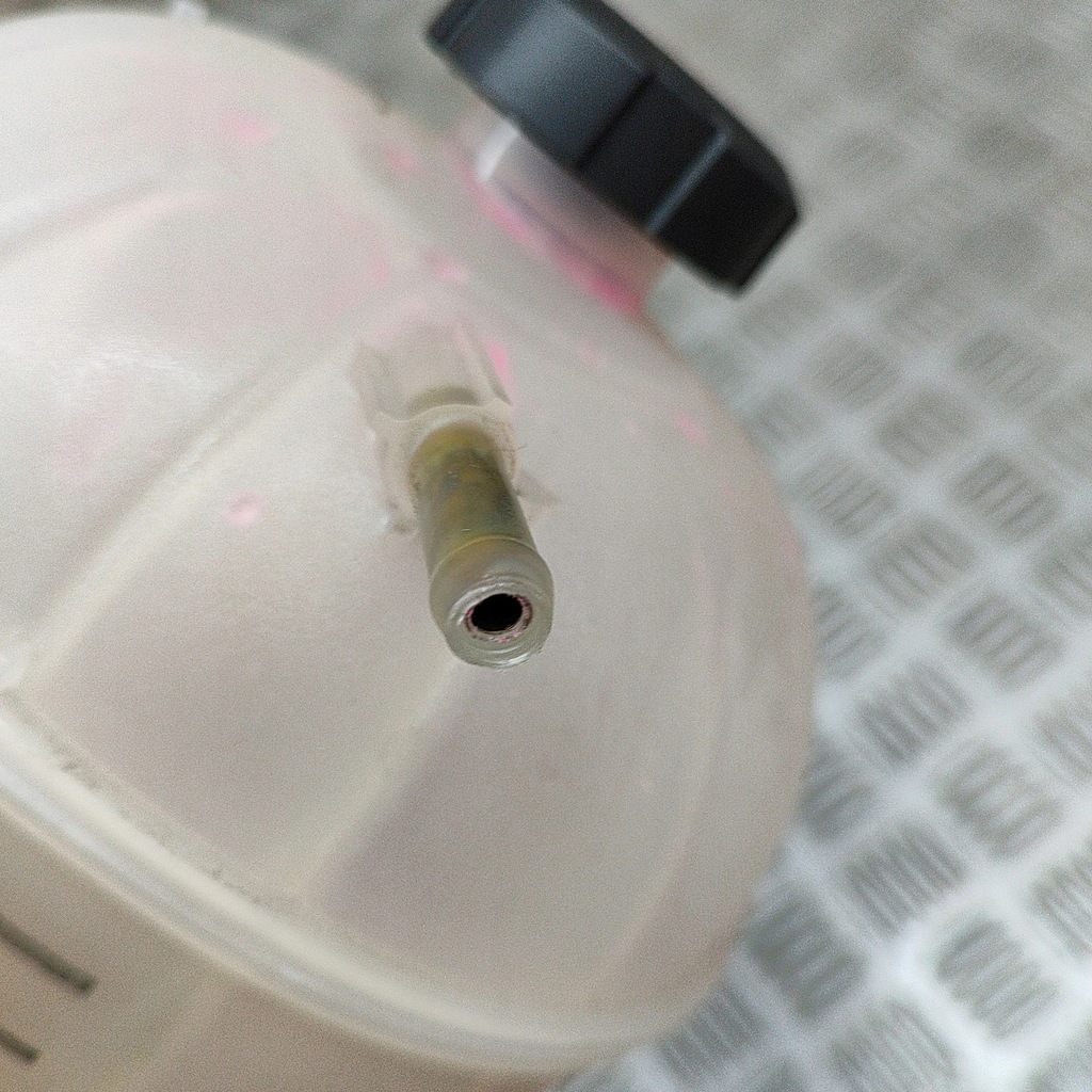 фото №6, Kia sportage 2021 бак расширительный охлаждающая жидкость