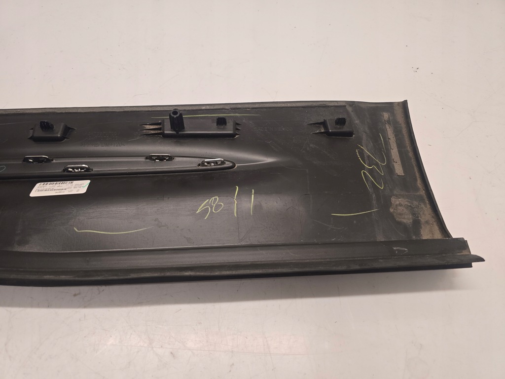 фото №5, Mercedes eqb x243 молдинг дверь правый задняя 24r a2477370700