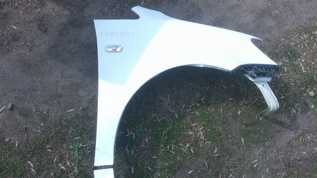 Caddy 3 3 рестайлінг  перед комплектна  капот бампер фари крила ремінь перед Оригінал