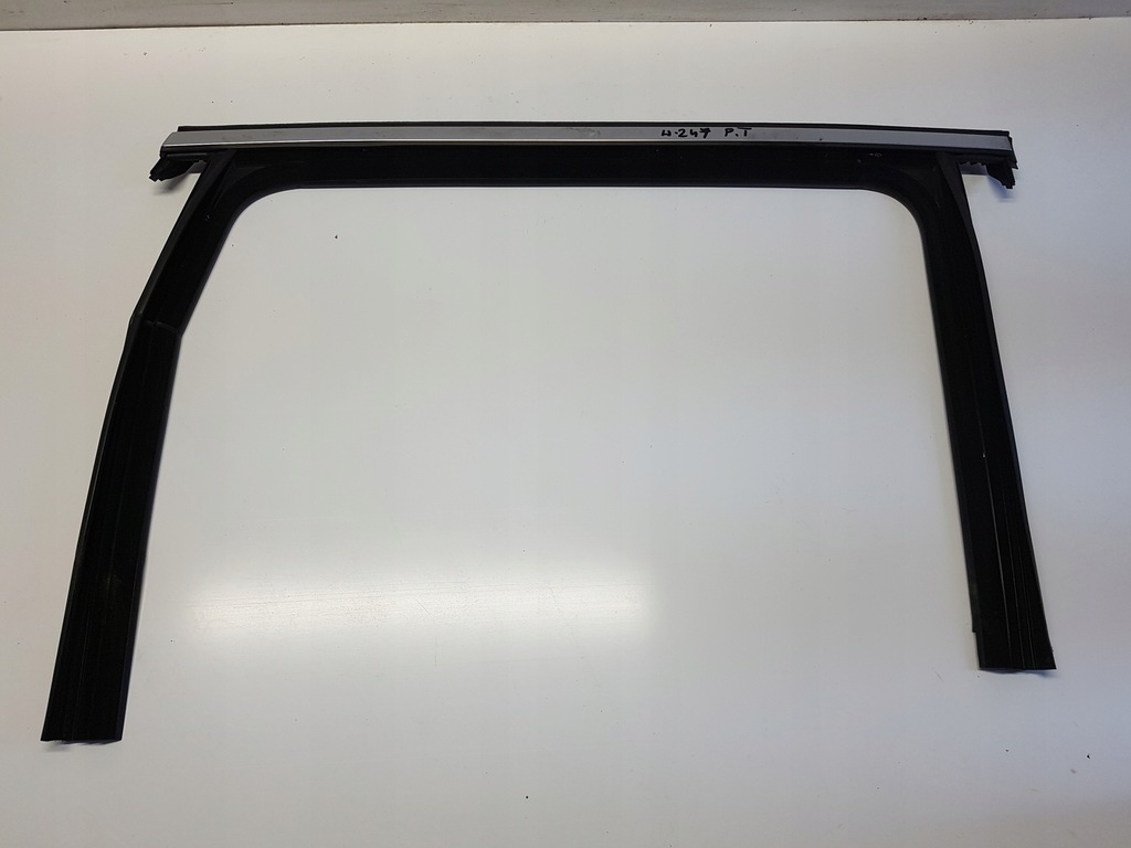 фото №1, Mercedes w247 прокладка двері скло правий задня