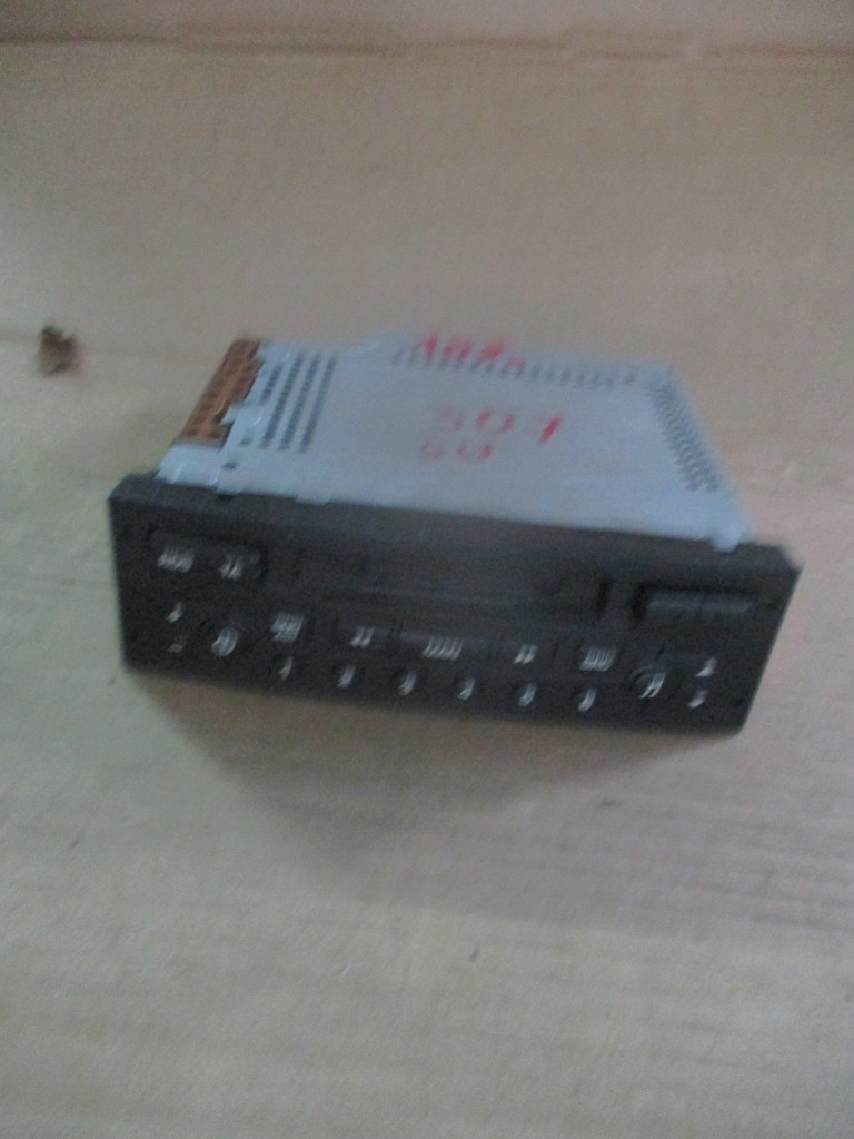 фото №1, Радио радиопроигрыватель peugeot 307 01-08