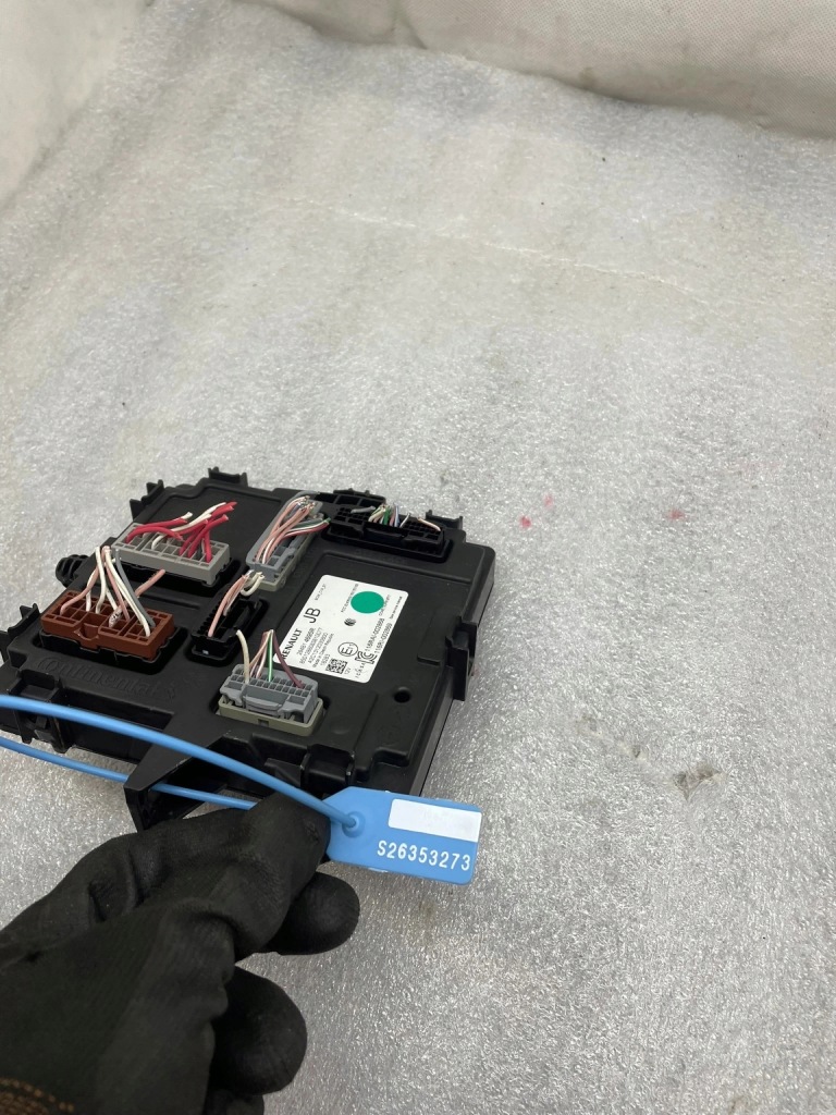 Модуль блок управления bcm renault espace v 5 284b14695r с Разборки