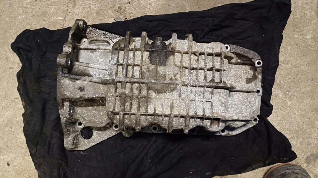 Купить Ford c-max mk2 1.6 b поддон масляная 98mm-6675-cb
