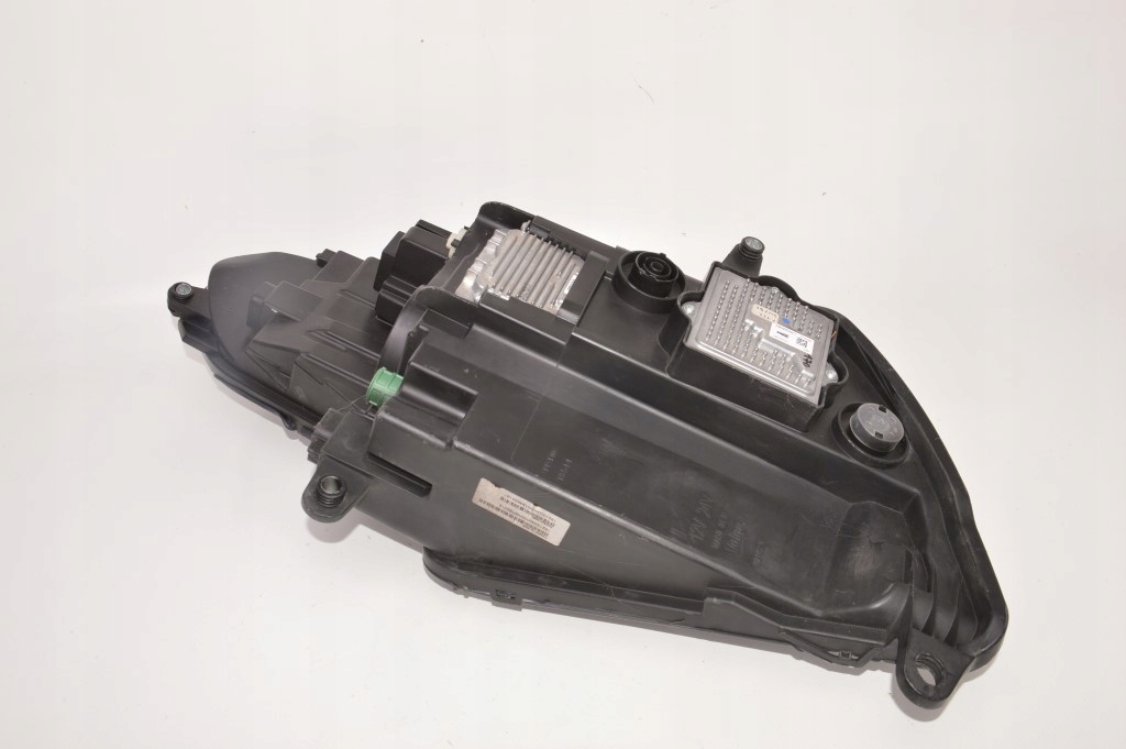 фото №10, Ferrari f12 berlinetta f152 лампа правий перед