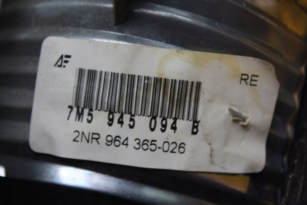 фото №9, Лампа правый задняя w крышка galaxy mk1 fl 7m5945094b