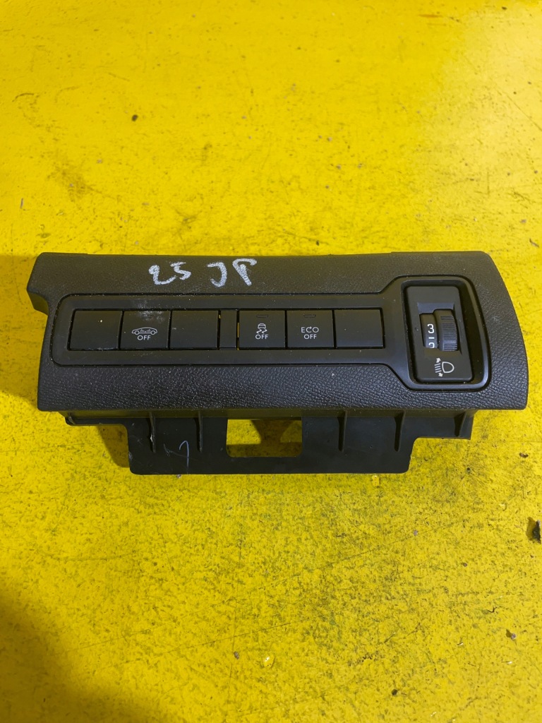 фото №1, Peugeot 308 ii - панель переключатель esp