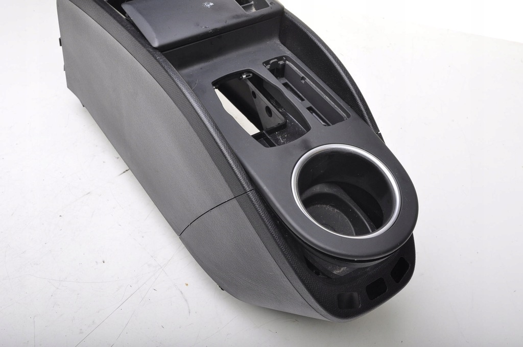 фото №9, Bmw i3 i01 туннель средний подлокотник