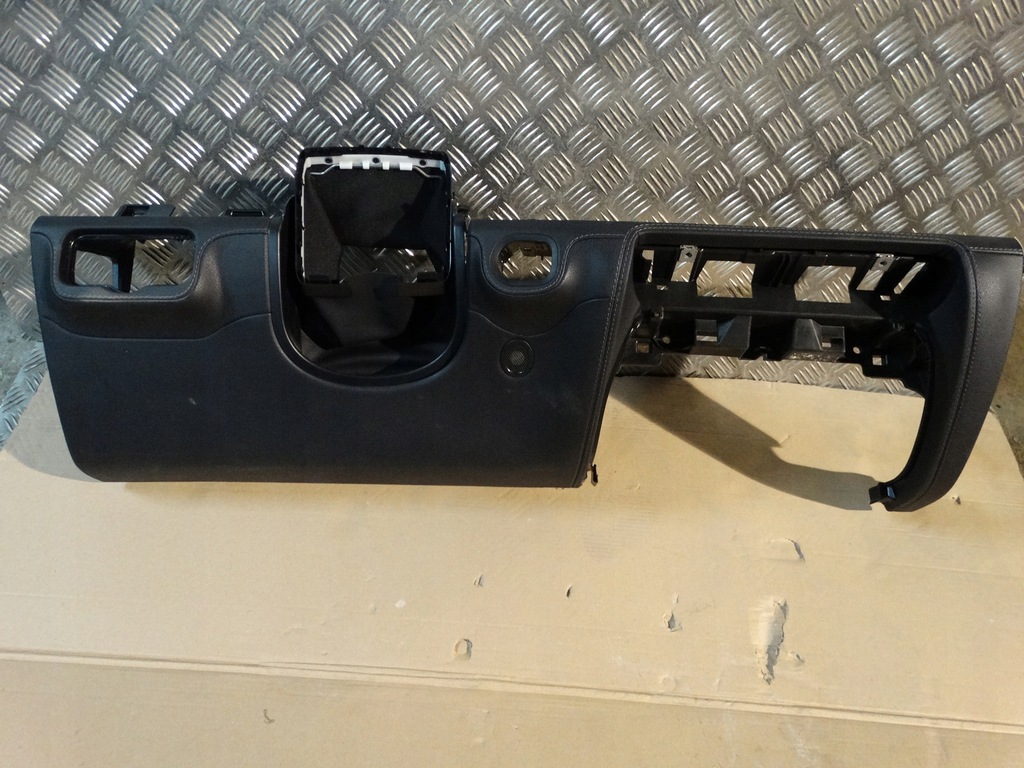 фото №1, Защита полка pod консоль кожа mercedes w167 1