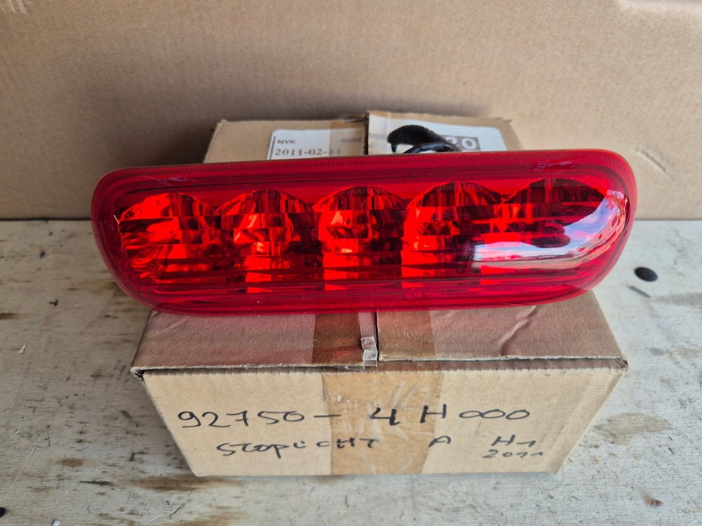фото №1, Світло 3 стоп w кришка hyundai h-1 starex 2007-2017 92750-4h000 nowe oryg.