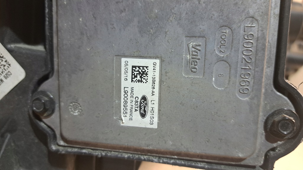 фото №10, Ford escape lift фара правый led