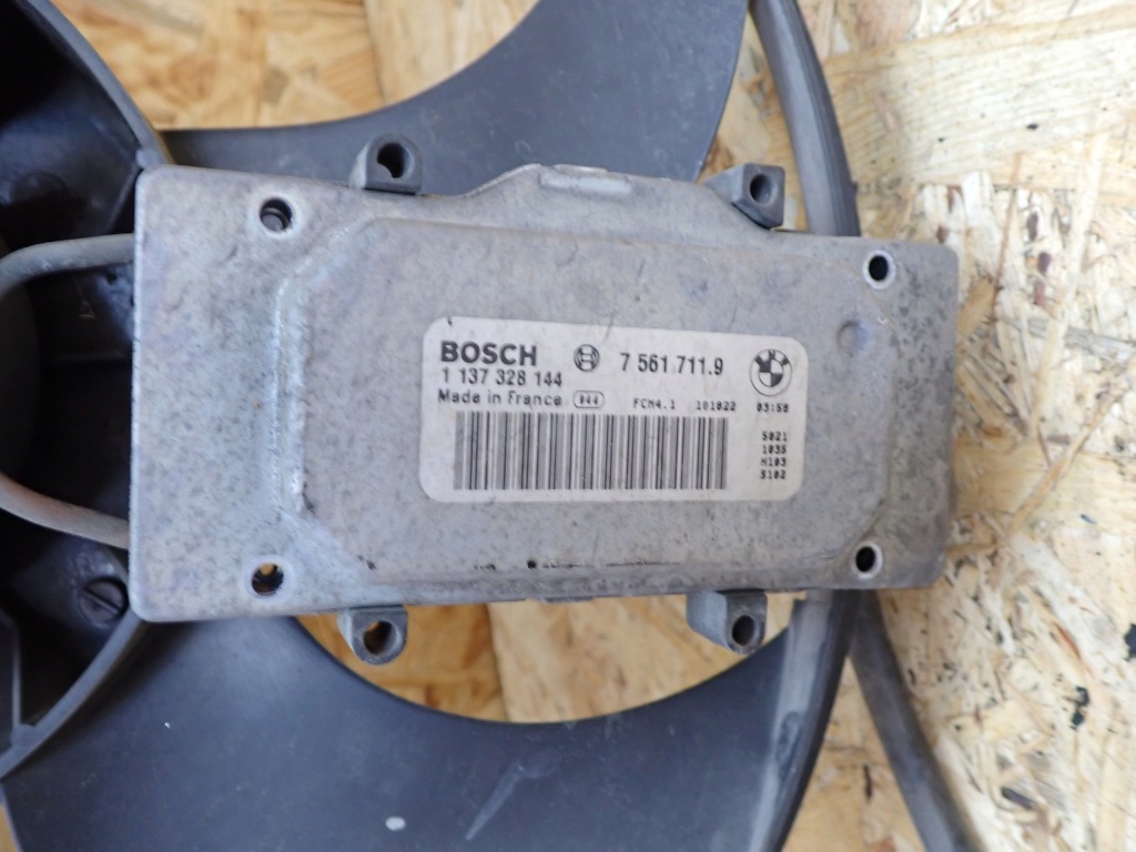 Вентилятор радіатора bmw 316d e91 рестайлінг  універсал європа 7561711 Зі Шроту