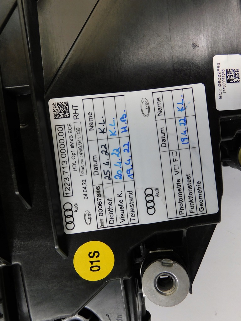 фото №16, Audi q8 4m8 lift лампа левая matrix 4m8941039 cała комплектная