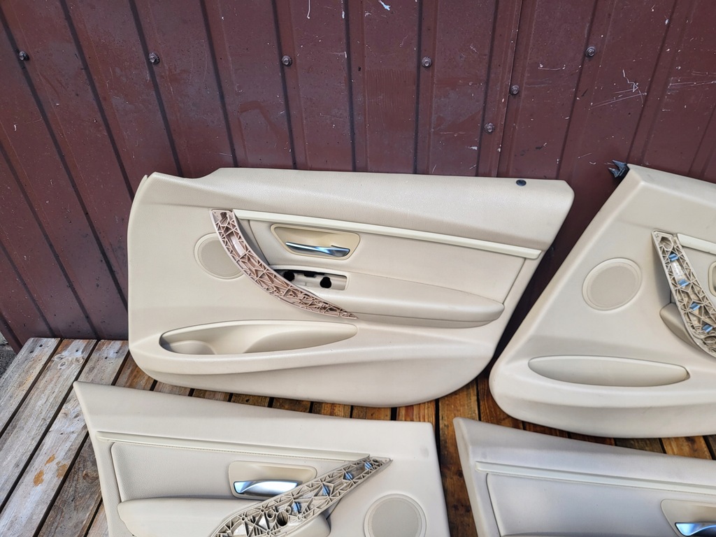 фото №16, Bmw f30 sedan сиденья заднее сиденье кожа обшивки