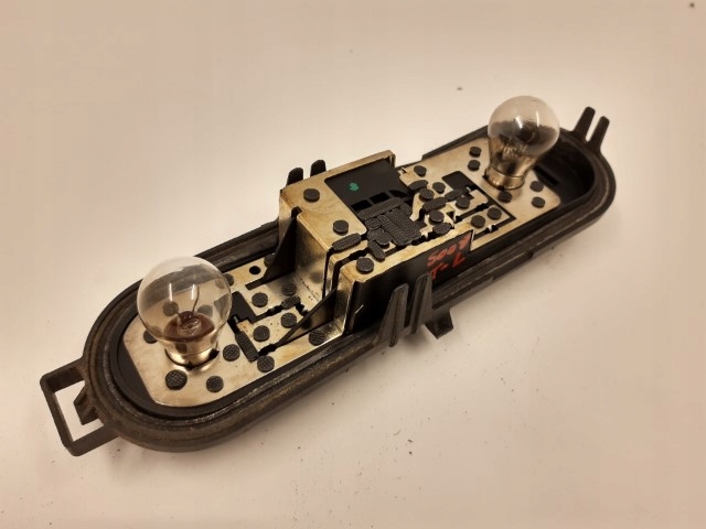 фото №5, Peugeot 5008 вкладыш лампы задняя задний левый