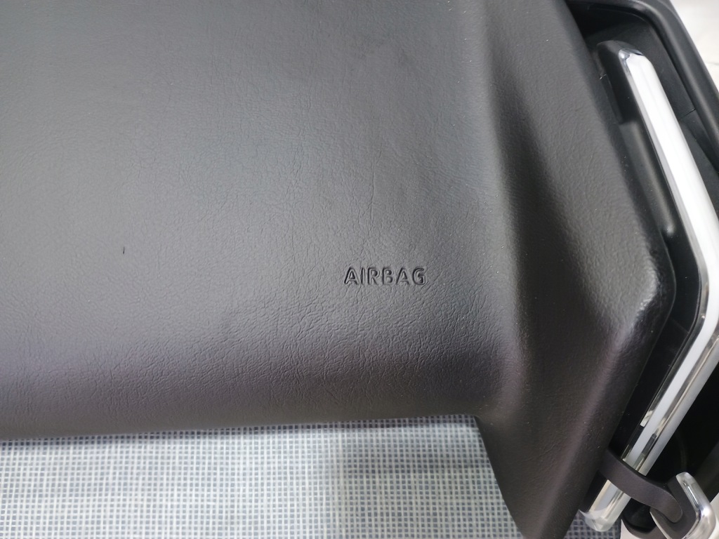 фото №6, Volvo ex30 панель приладів панель  подушка безпеки подушки безпеки ремені ремонт відновлення