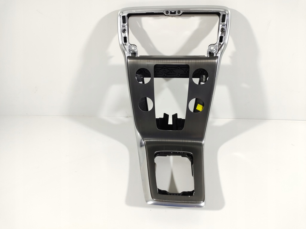 фото №10, Volvo v40 12- рамка панель радіо обдув